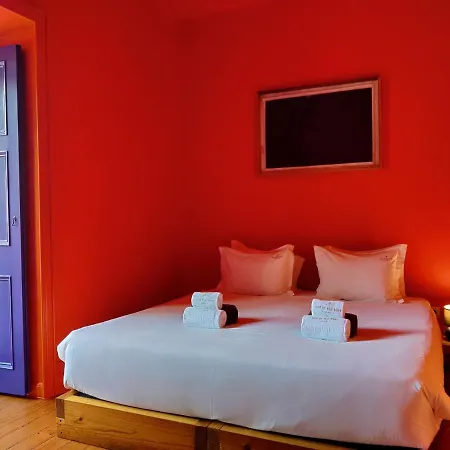 Hostel Out Of The Blue