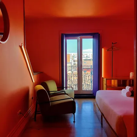 Out Of The Blue Hostal *
