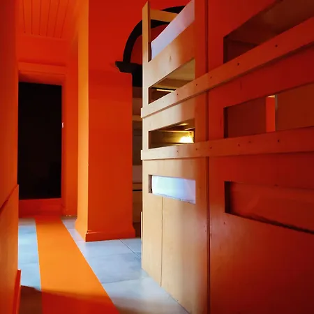 Hostel Out Of The Blue Ponta Delgada