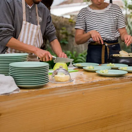 Hostel Out Of The Blue Ponta Delgada