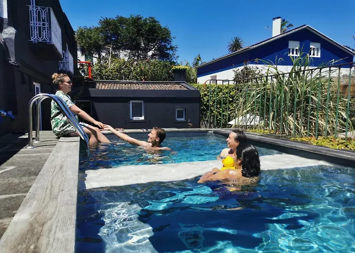 Hostel Out Of The Blue Ponta Delgada