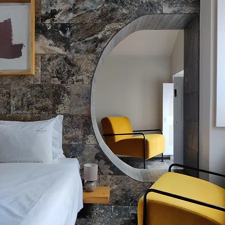 Out Of The Blue * Ponta Delgada (Sao Miguel)