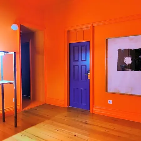 Hostel Out Of The Blue *